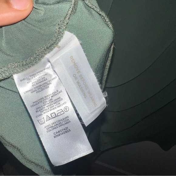 LOFT Green Short Sleeve Fit & Flare Mini Shift Dress - Picture 10 of 10